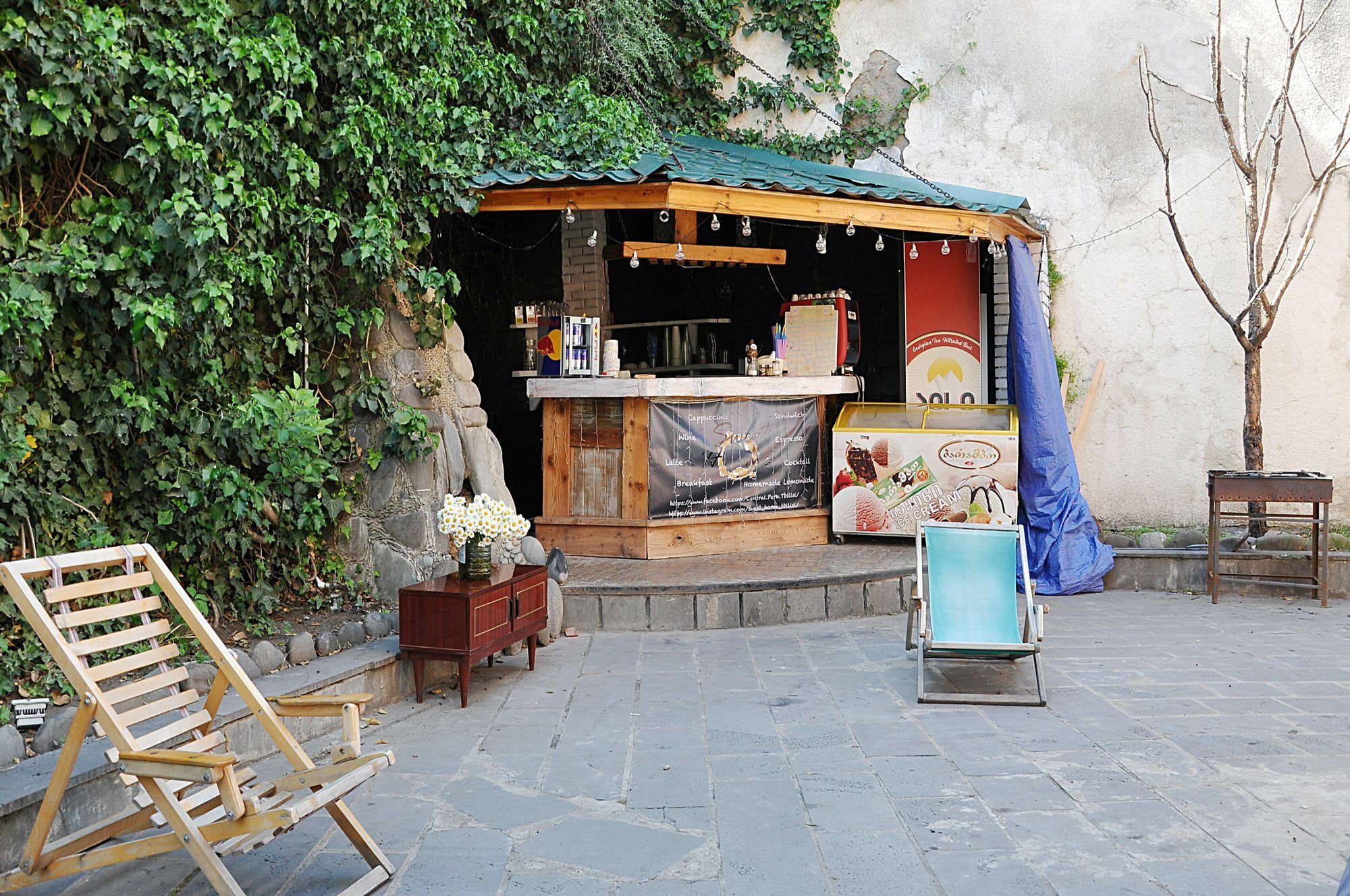 M42 Hostel Tbilisi Exterior foto