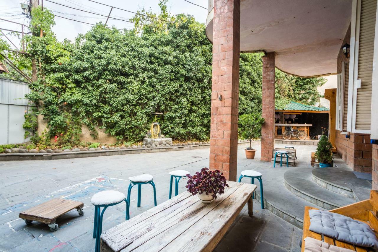M42 Hostel Tbilisi Exterior foto
